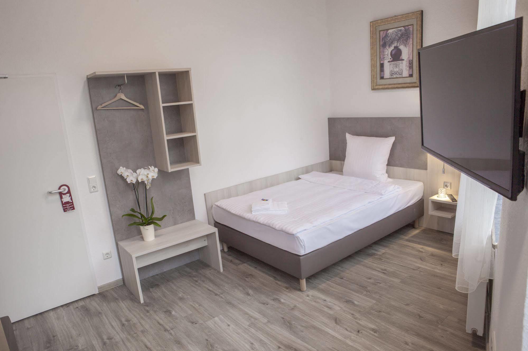 Hotel Schugt Brauweiler Exteriér fotografie